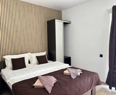 1776281888807932 Optimized