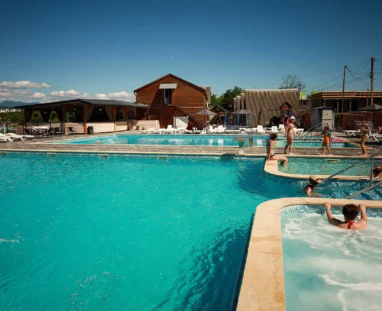 1776282030982586 Optimized